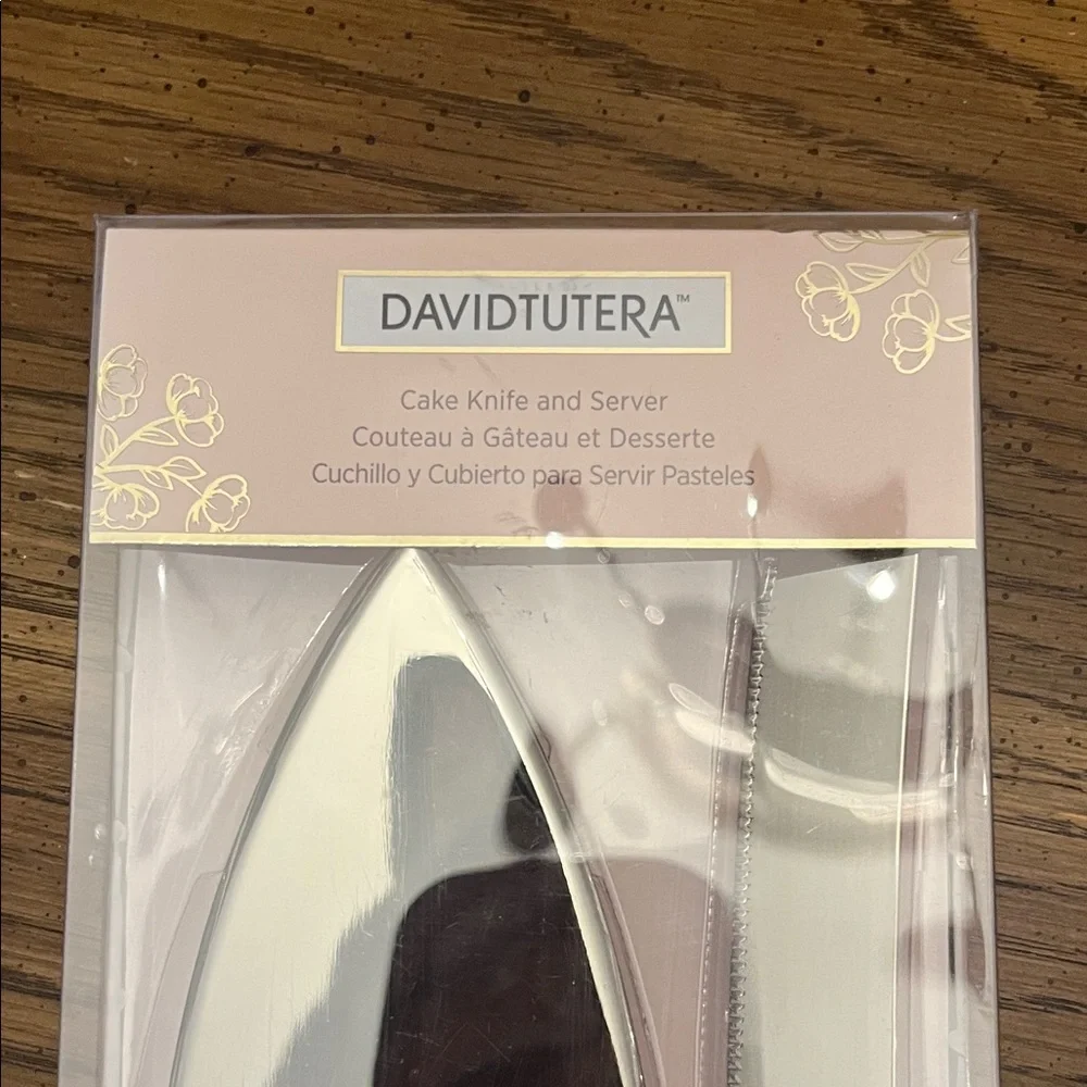 David Tutera Silver Heart‎ Handle Cake Server Set